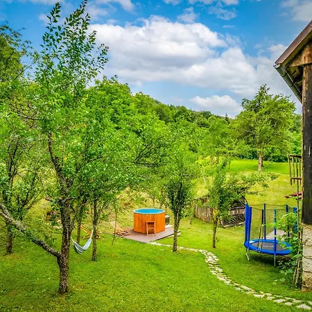 Hotel Mala Kuca By Interhome